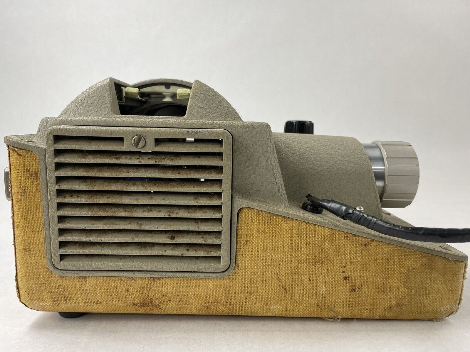 Revere P-444 Slide Projector With Case - Untested Parts Only