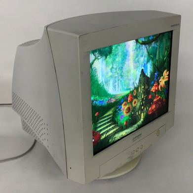 Mitsubishi Diamondtron Diamond Plus 73 CRT VGA Computer Monitor Retro Gaming