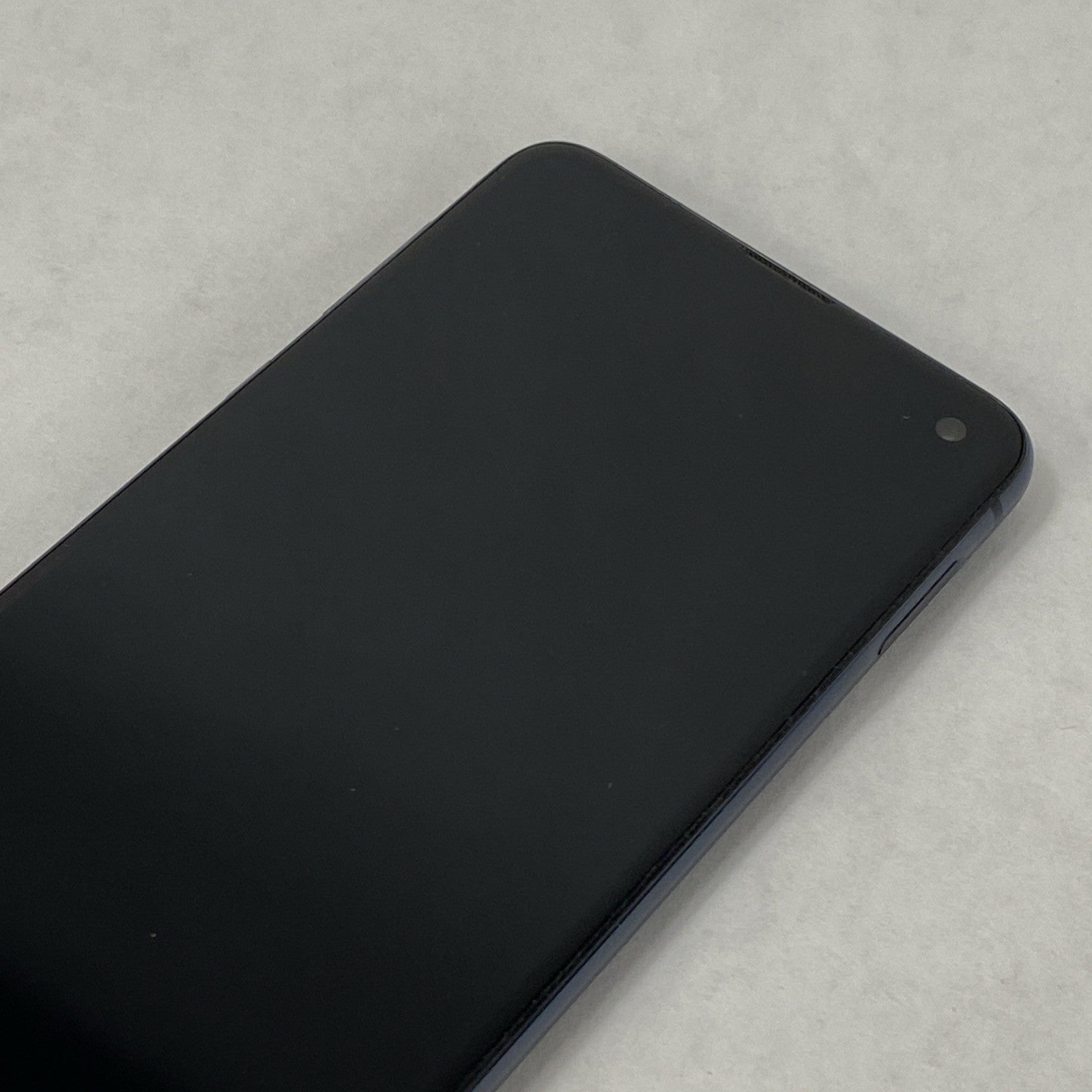 Samsung Galaxy S10e SM-G970U 128GB Verizon 5.8" Prism Blue5
