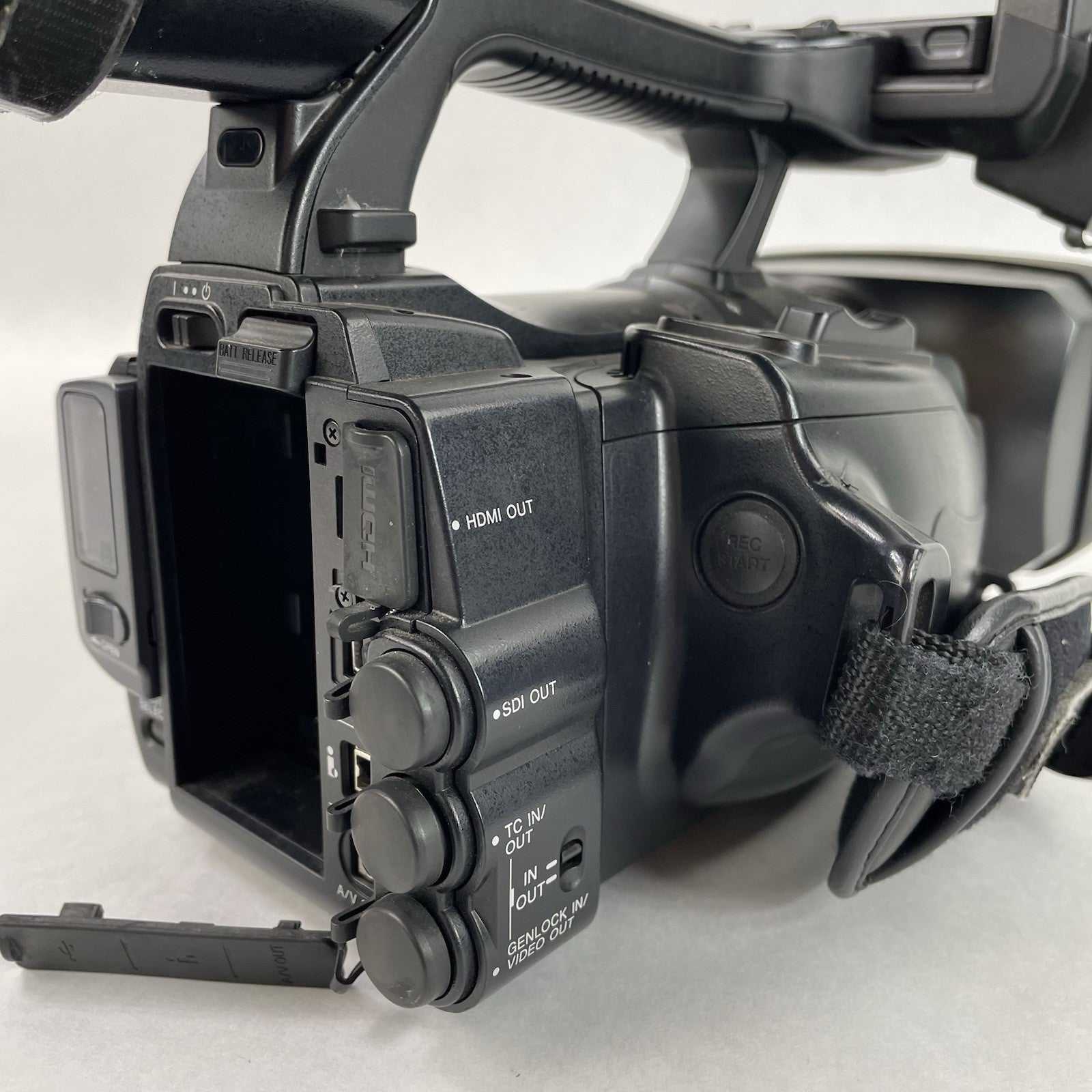 Sony PMW-100 XDCAM HD422 Handheld Camcorder No Battery/AC- Untested Parts/Repair6