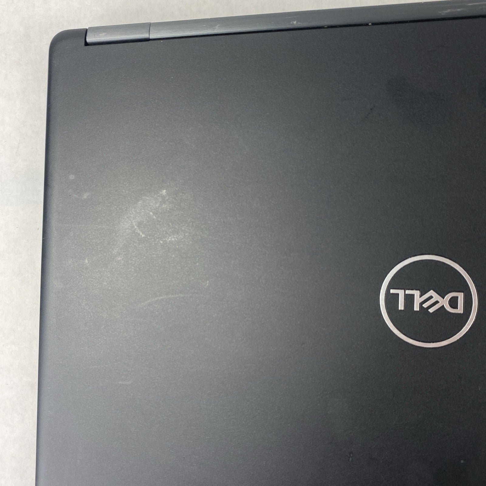 Dell Latitude 5490 Core i3-8130U 2.20 GHz 8 GB RAM 14" No Battery No HDD No OS