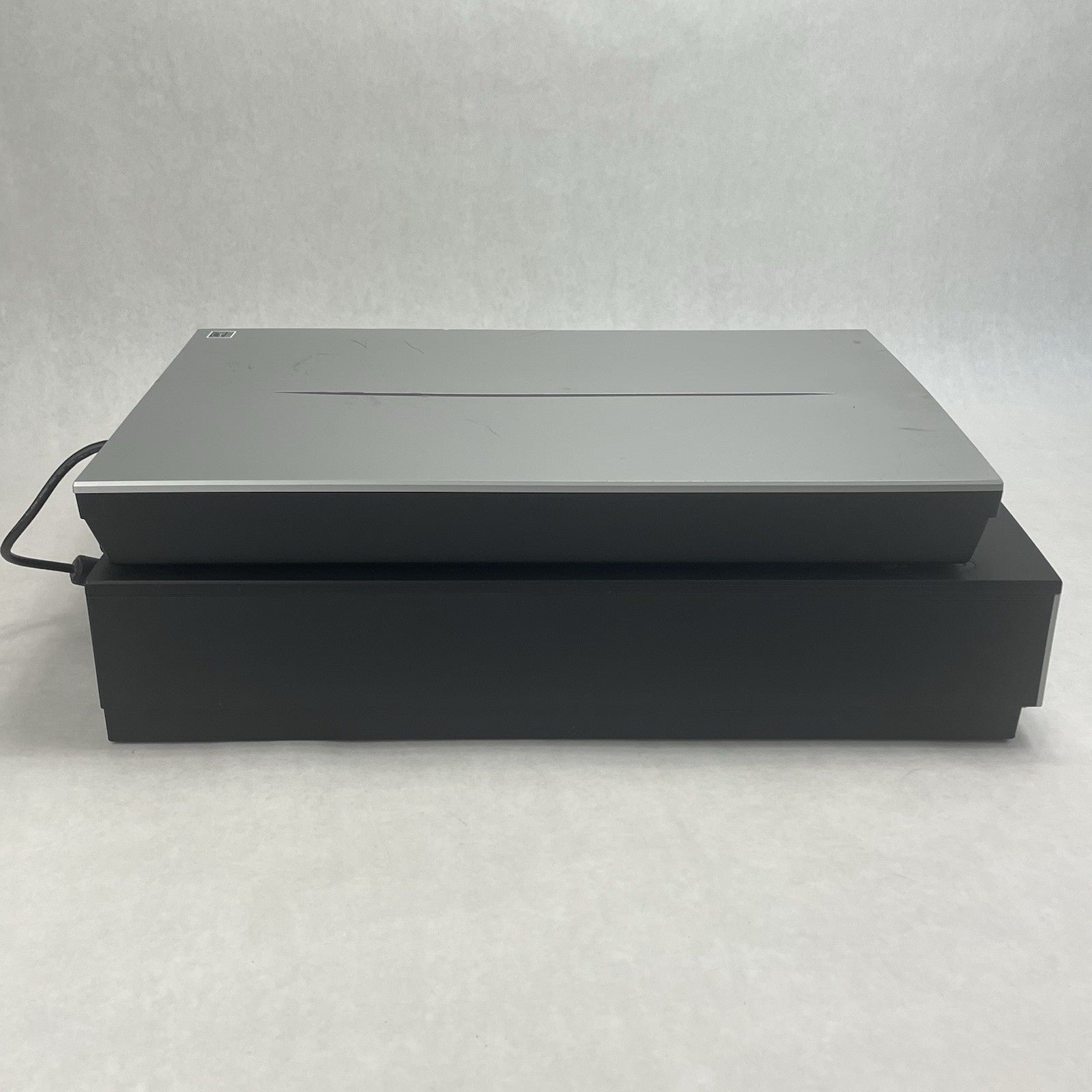 Epson Perfection V700 Photo Flatbed Dual Negative Film Scanner No Power Cord7