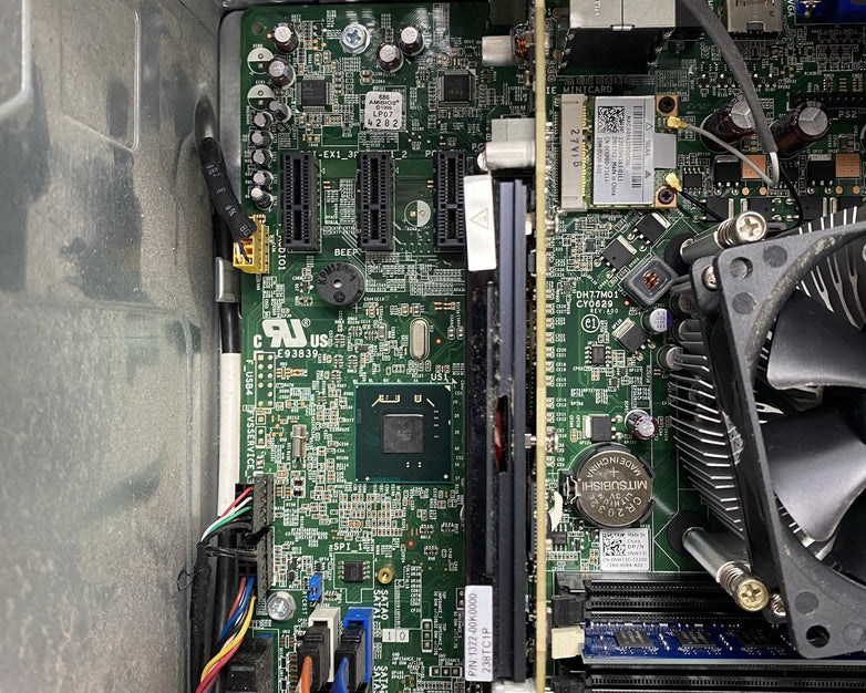 Dell XPS 8500 MT Intel Core i7-3770 3.4GHz 8GB RAM No HDD No OS