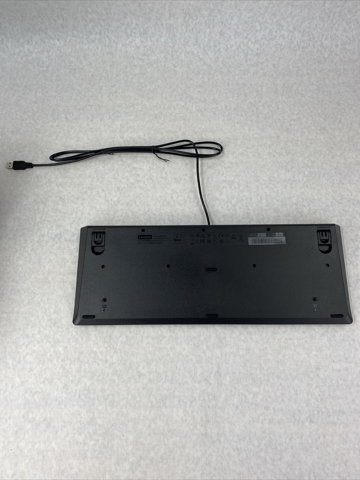 Lot of 4 Lenovo KBBH21 Traditional USB Wired Keyboards 00XH688