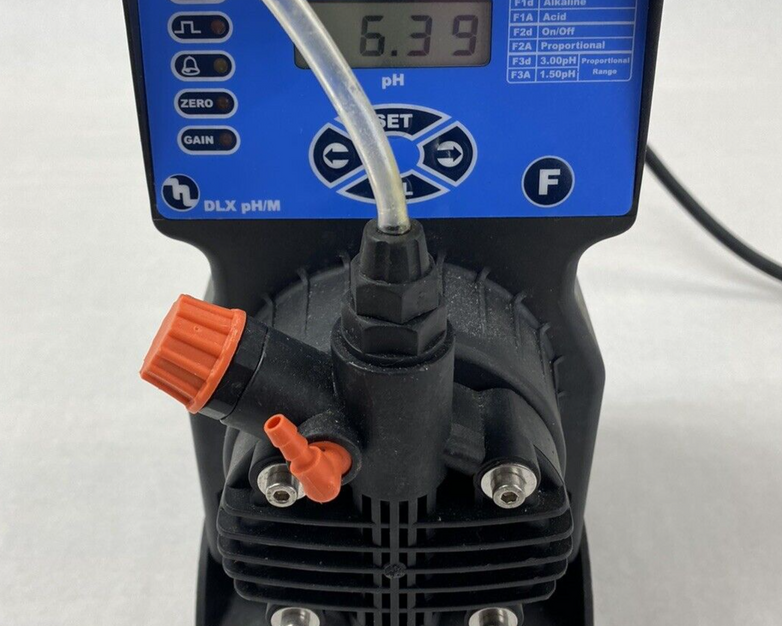 Etatron DLXB-PH/M Metering Pump PBX0908610BA I/h Bar: 5-7 120V Power Tested