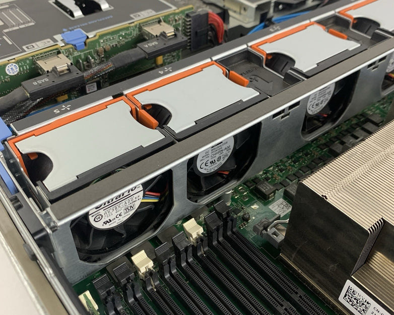 Dell PowerEdge R710 Server 2X Xeon E5620 2.4 GHz 16 GB Perc 6li No OS No HDD