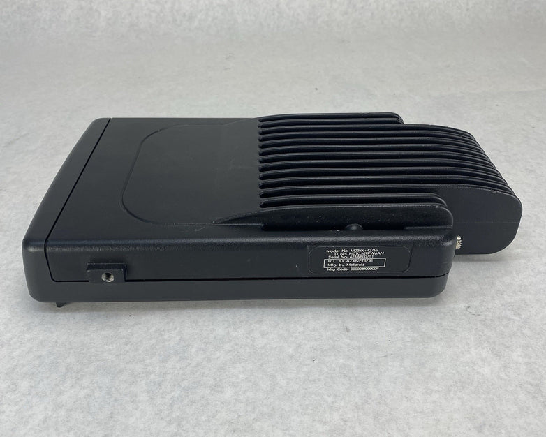 Motorola M01HX+427W M01KLM9PW6AN Radio Base Unit Untested