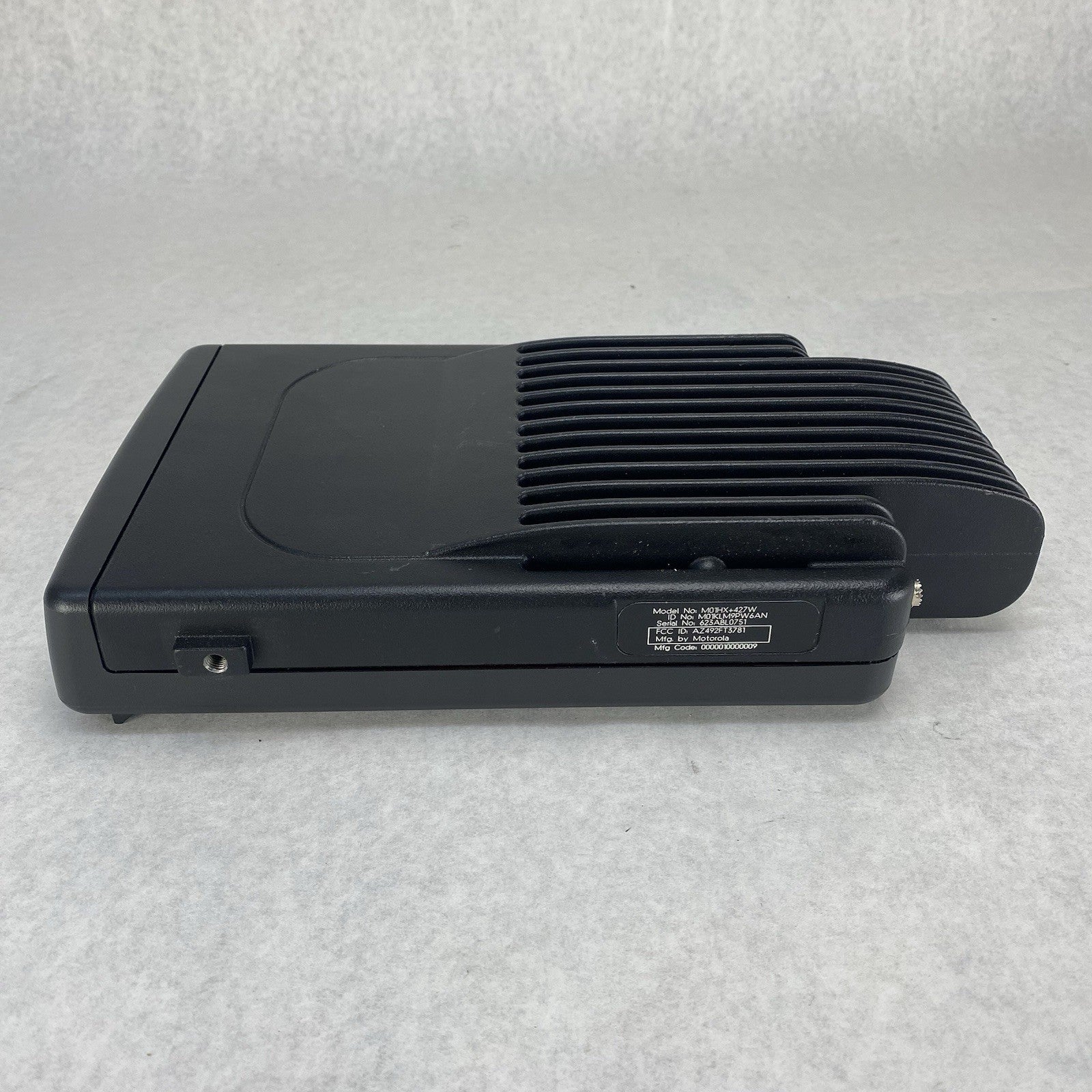 Motorola M01HX+427W M01KLM9PW6AN Radio Base Unit Untested