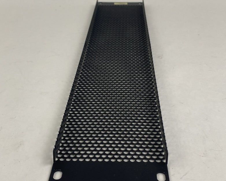 Middle Atlantic Products Vent Panels Rack Spaces 1/16" 19" Holes Lot of 4