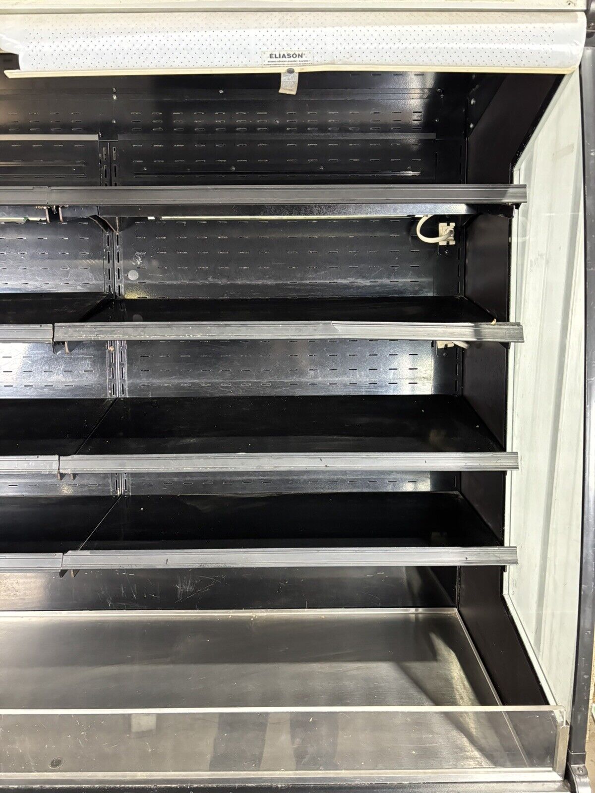 Federal Industries RSSM678R-3 Black 71" Self Serve Four Shelf Air Curtain Powers