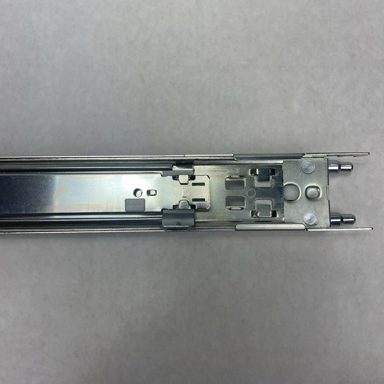 IBM Server Rail Kit 00D9374 00D93753  Left & Right