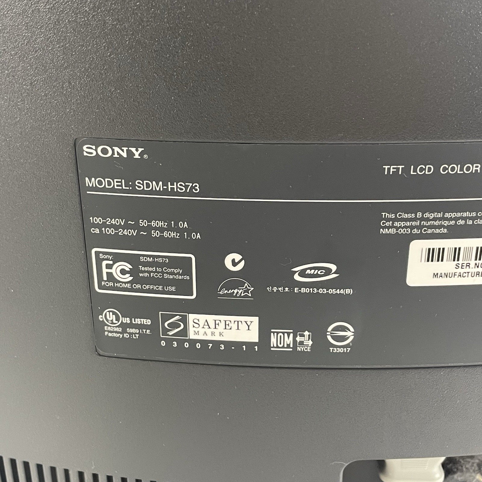 Sony SDM-HS73 17" Monitor9