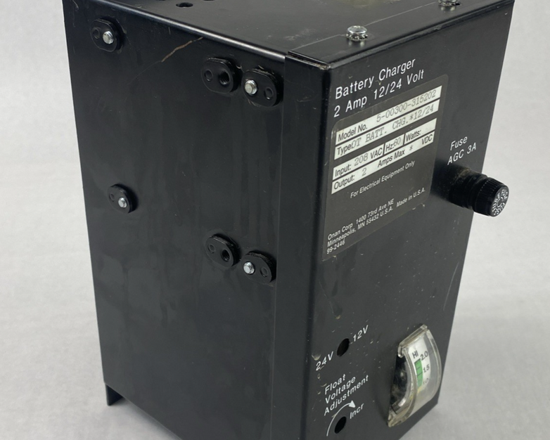 Onan OT Battery Charger Model 5-00300-315202 2 Amp 12/24 Volt - Parts or Repair