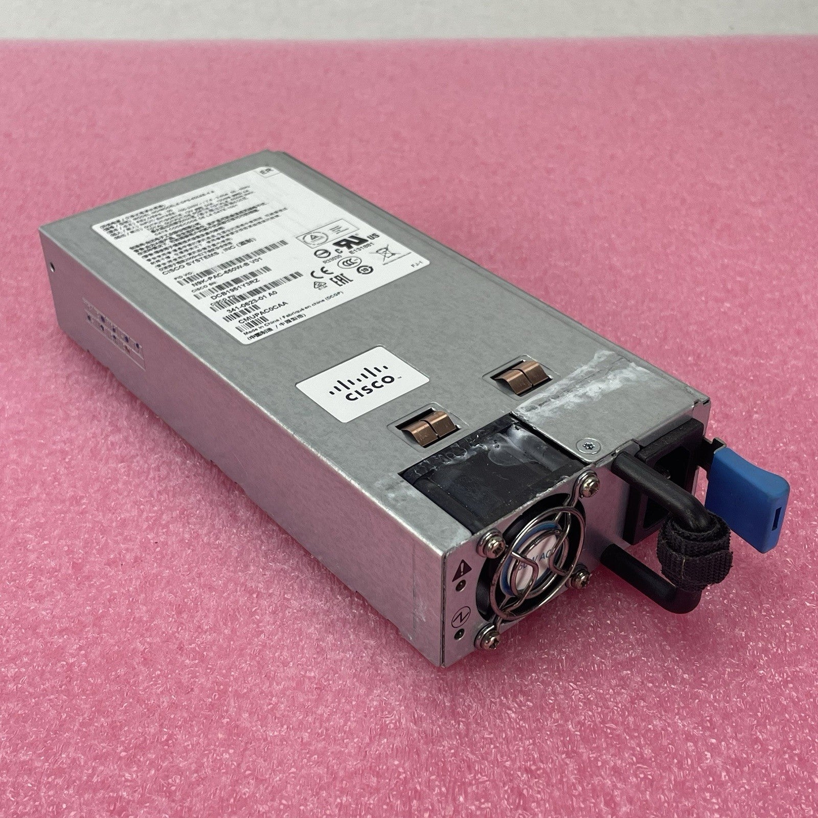 Cisco N9K-PAC-650W-B 650W Power Supply0
