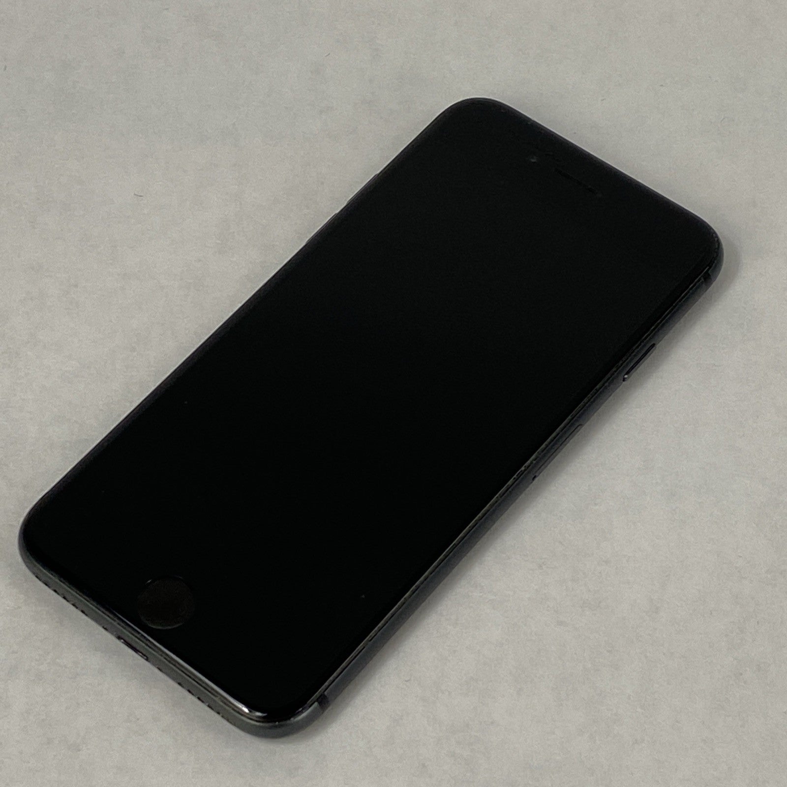 Apple iPhone 8 A1905 64GB AT&T 4.7" Space Gray IOS 16.7.124