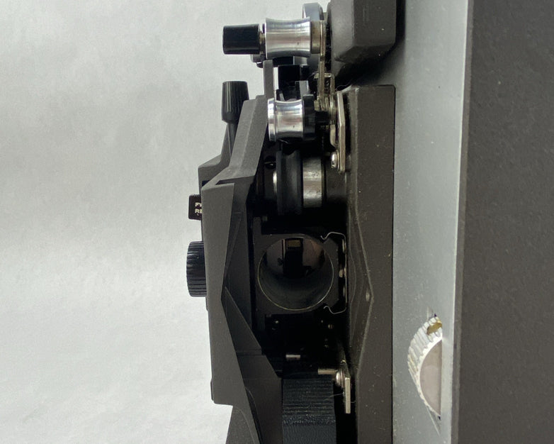 Bell & Howell Autoload 8MM Super 8 456A Movie Projector Lamp Does Not Work