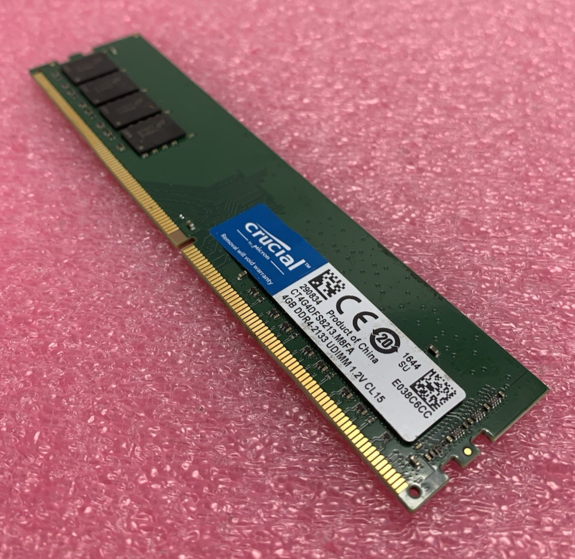 Crucial CT4G4DFS8213.M8FA 4GB DDR4 SDRAM Memory Stick0