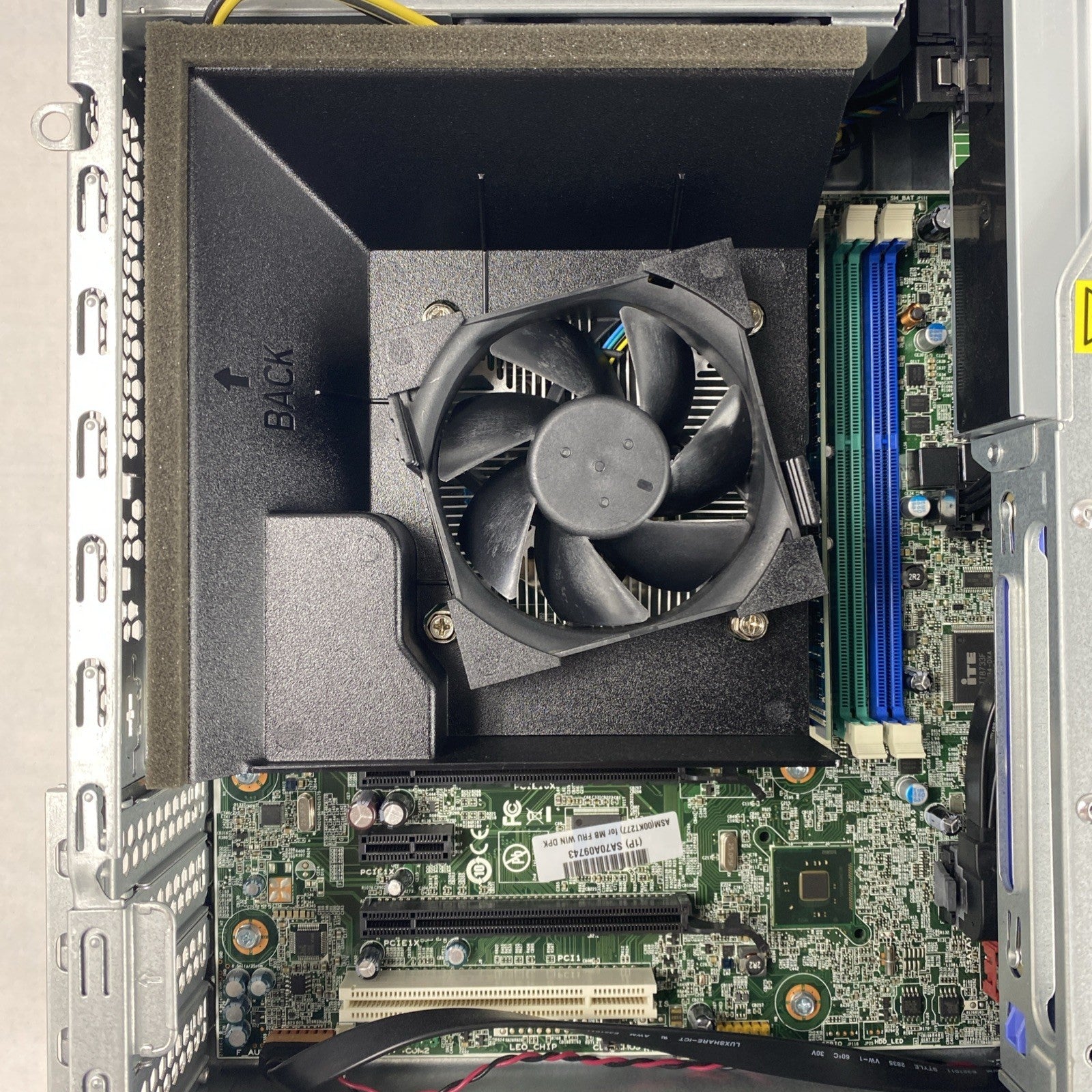 Lenovo ThinkCentre M93p SFF Intel Core i5-4590 3.30GHz 4GB RAM No HDD No OS