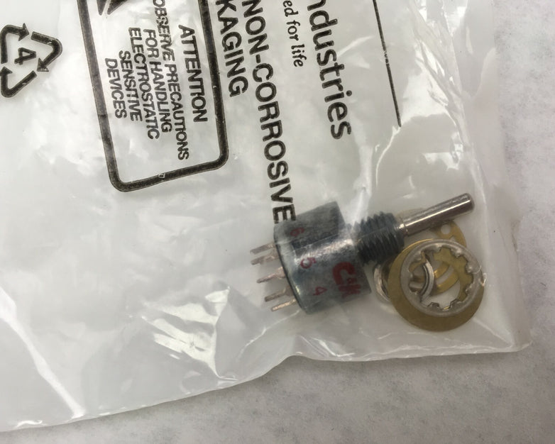 ITT Cannon® C&K C.R. 10 Pin Plug  Male