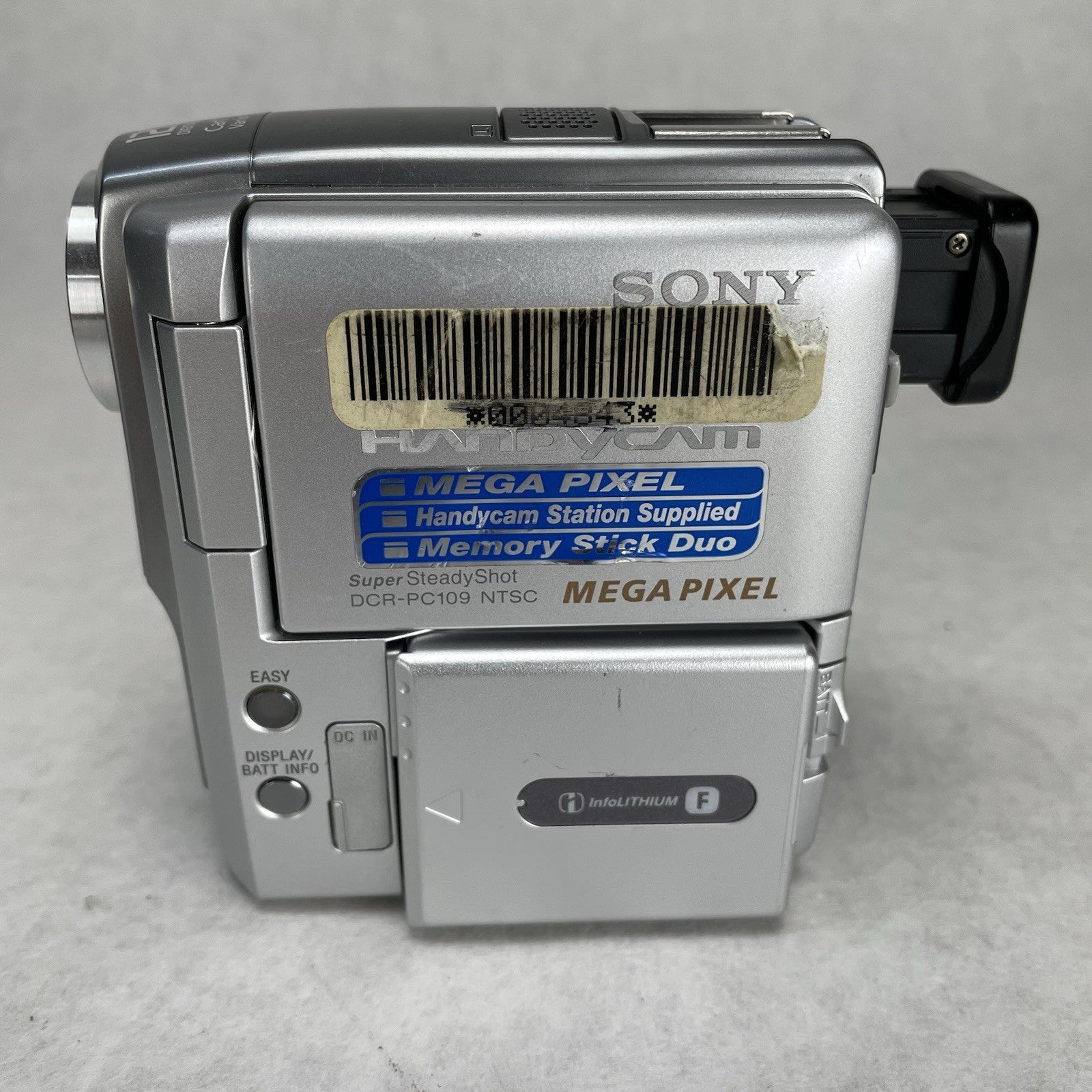 Sony Handycam DCR-PC109 Mini DV Hybrid Camcorder With Nightshot / Nightvision