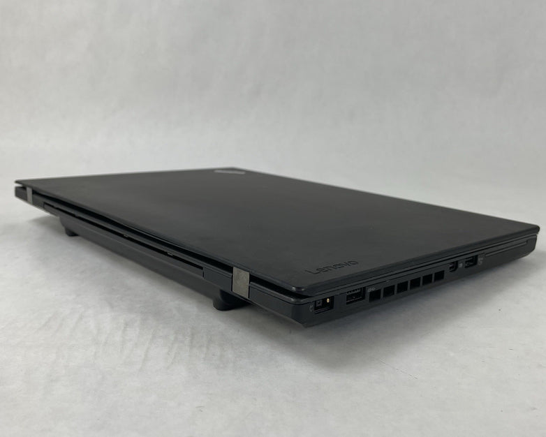 Lenovo ThinkPad T460 14" i5-6300U 2.40 GHz 8 GB RAM No HDD/OS - Bad Bottom