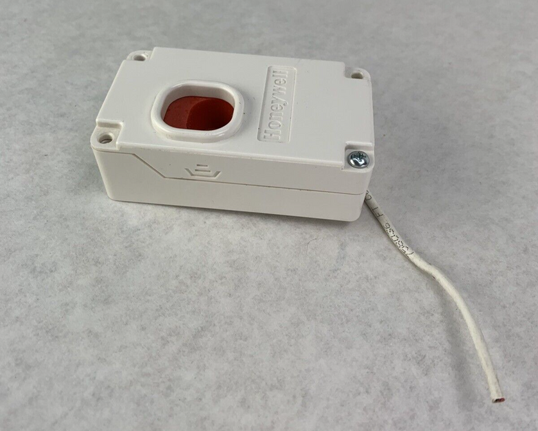 Lot of 2 Honeywell 270R Holdup Switch K0318-2 Rev C 10/07