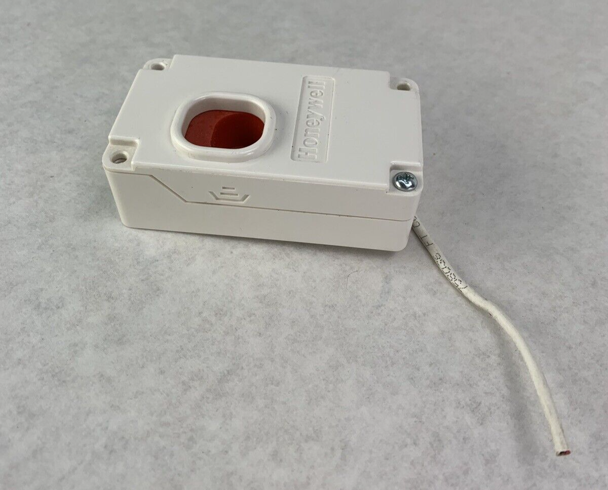 Lot of 2 Honeywell 270R Holdup Switch K0318-2 Rev C 10/07