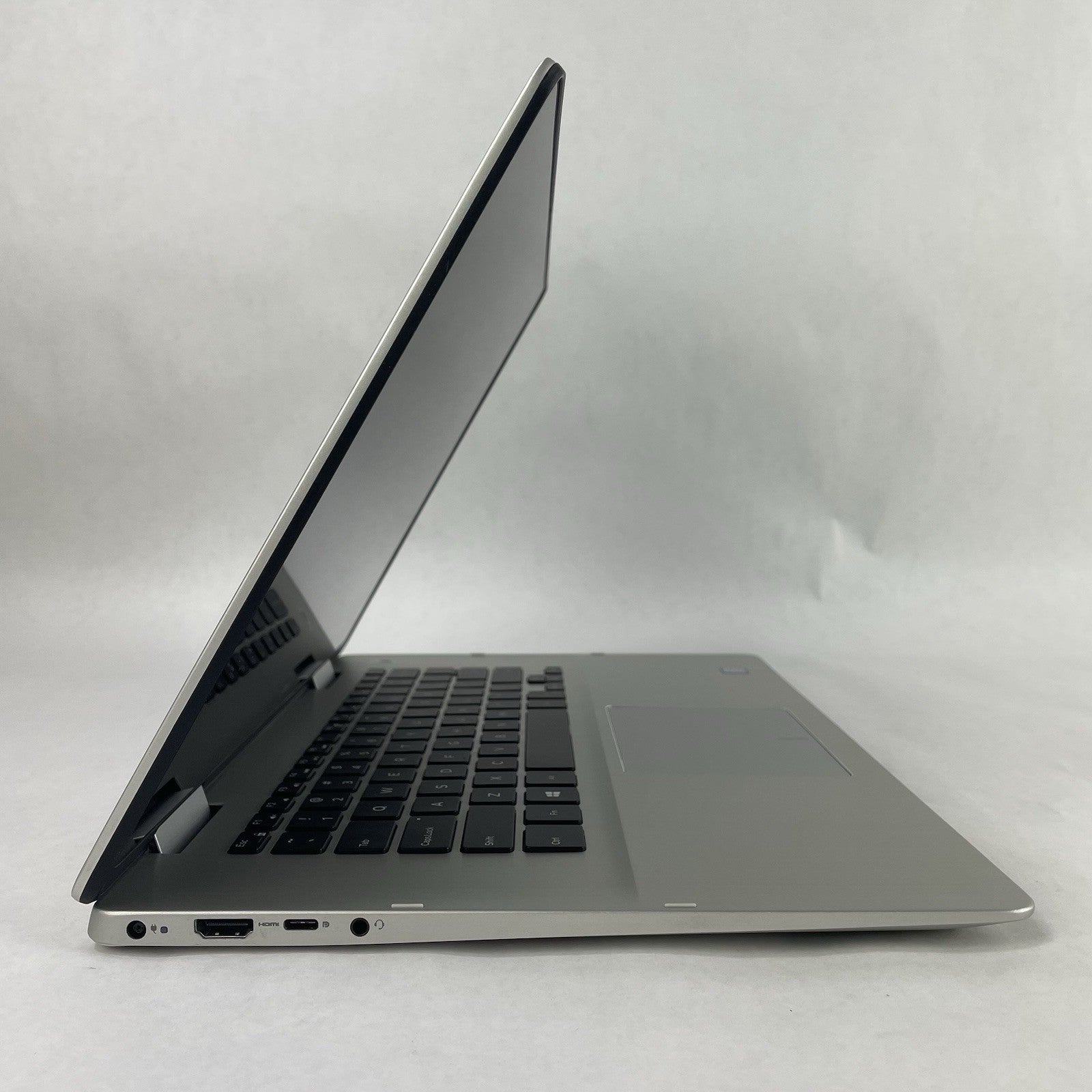 Dell Inspiron 7586 15.6" i5-8265U 1.60 GHz 8 GB RAM No SSD/OS/AC/Batt5
