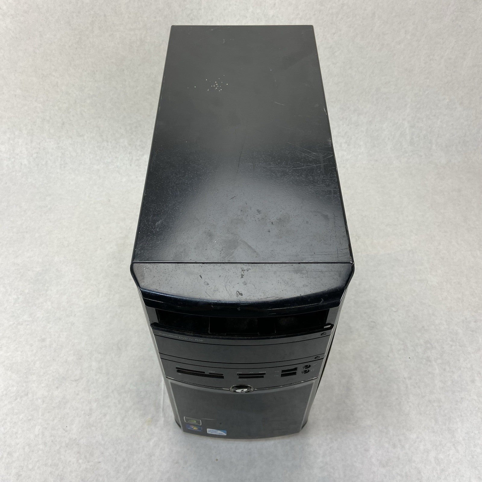 eMachines ET1831 MT Intel Pentium Dual-Core E5400 2.7GHz 4GB RAM No HDD No OS2