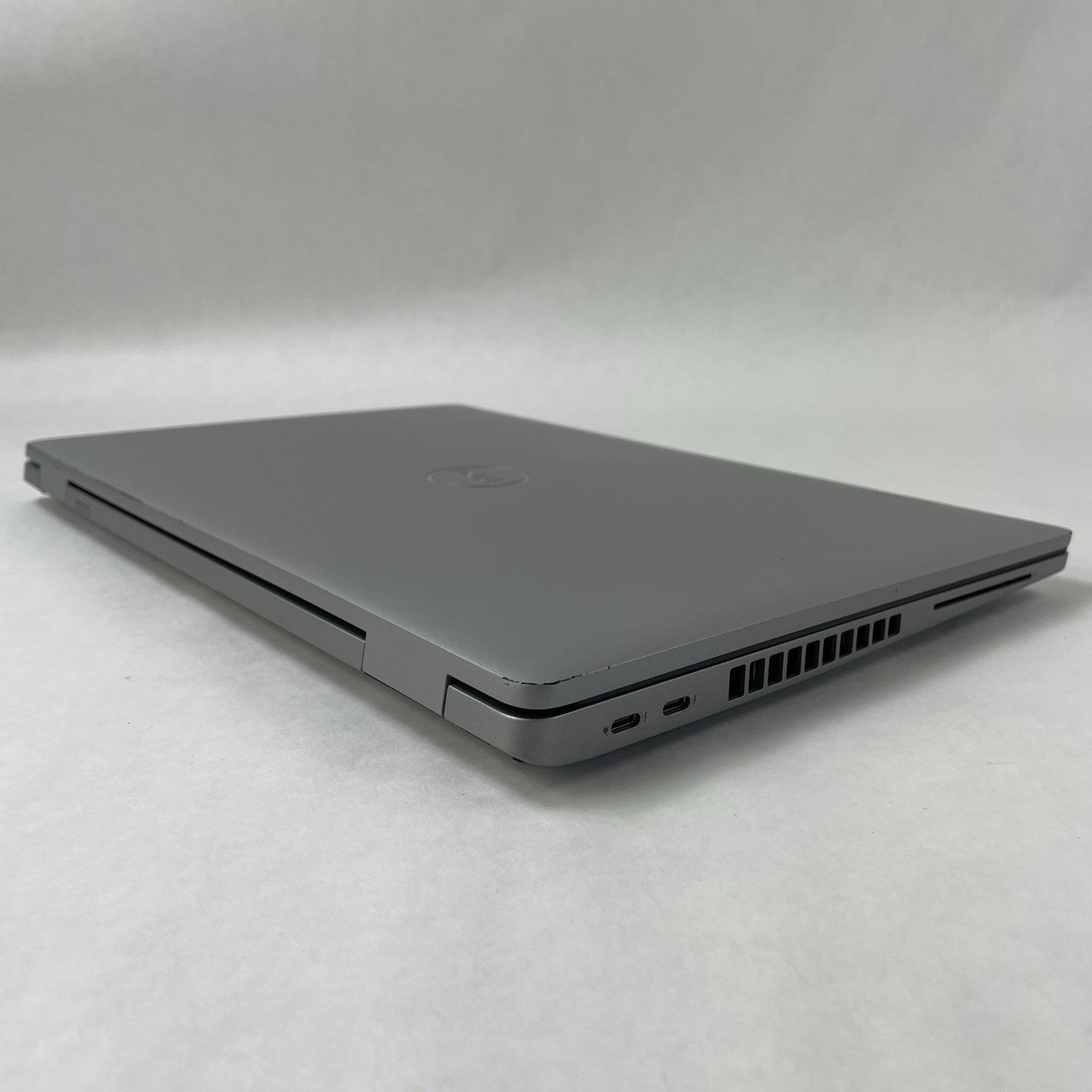 Dell Latitude 5520 15.6" i5-1145G7 2.60 GHz 8 GB RAM No SSD/OS/AC/Battery - READ10