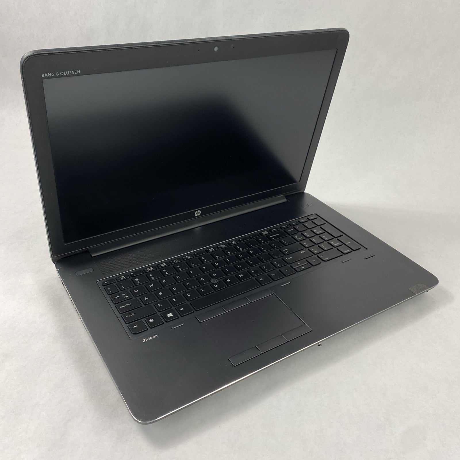 HP ZBook 17 G3 17.3" Xeon E3 1535M v5 2.90 GHz 16 GB RAM No SSD/OS/AC/Batt- READ0