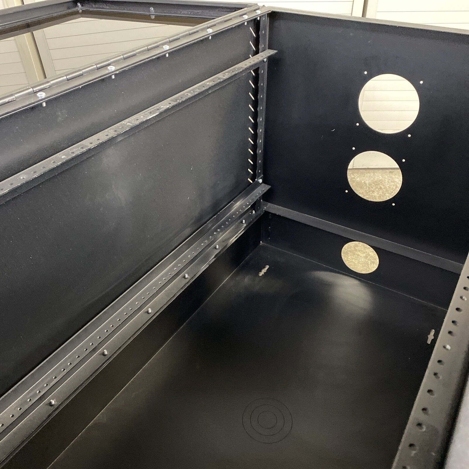 Great Lakes Tinted See-Through Short Server Rack Unit 36"x24"x21"