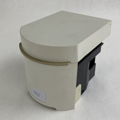 Beckman PAT# 4355248 Multicell Module for Spectrophotometer 35 Ohms 7.5 Degree