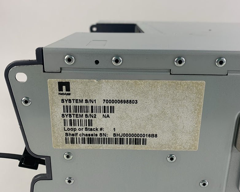 NetApp DS4243 NAJ‑0801 4U 24‑Bay Disk Shelf Chassis 2x IOM3 2x PSUs No HDDs