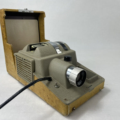 Revere P-444 Slide Projector With Case - Untested Parts Only