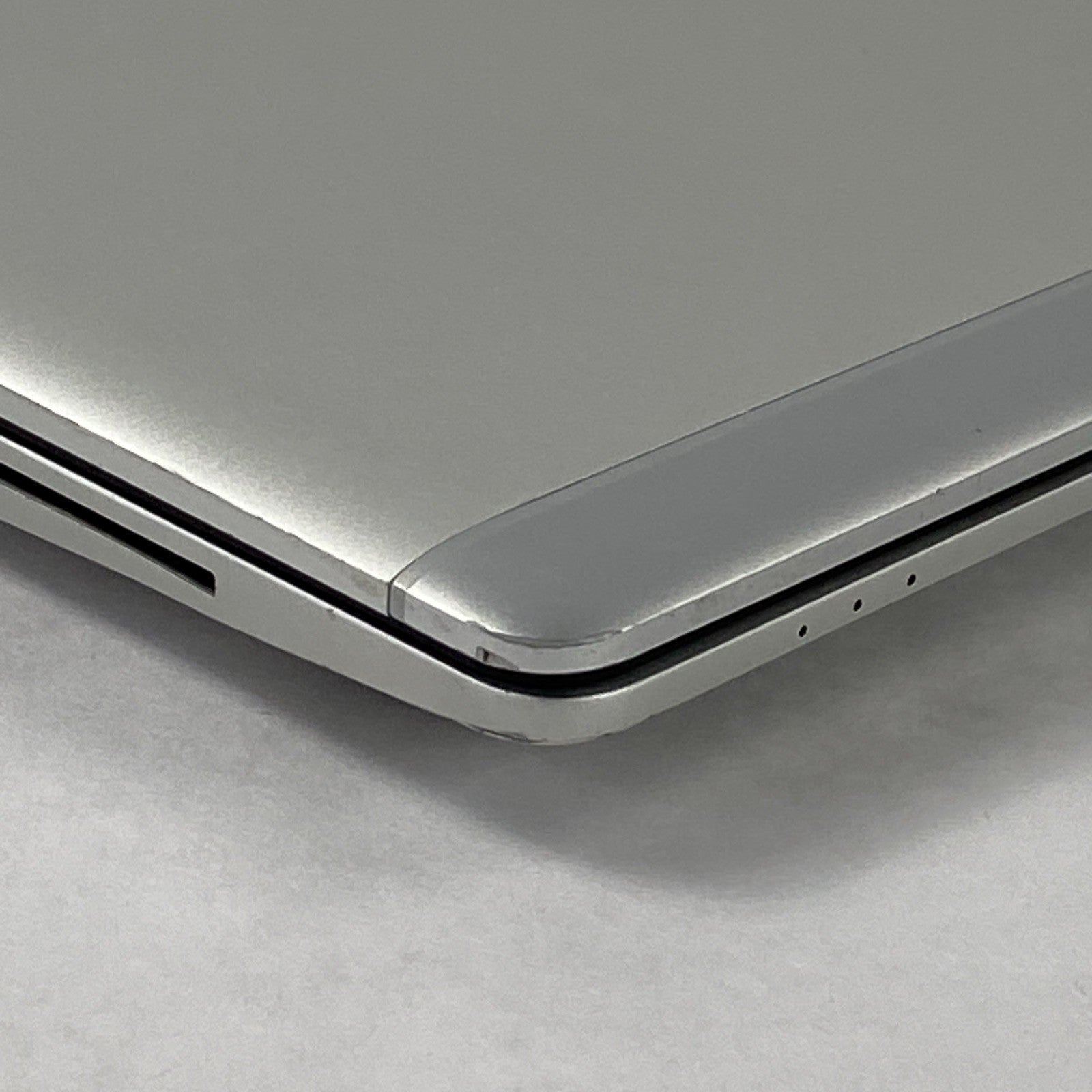 HP EliteBook 850 G5 Core i7-7600U 2.80 GHz 16 GB RAM 15.6" No HDD No OS