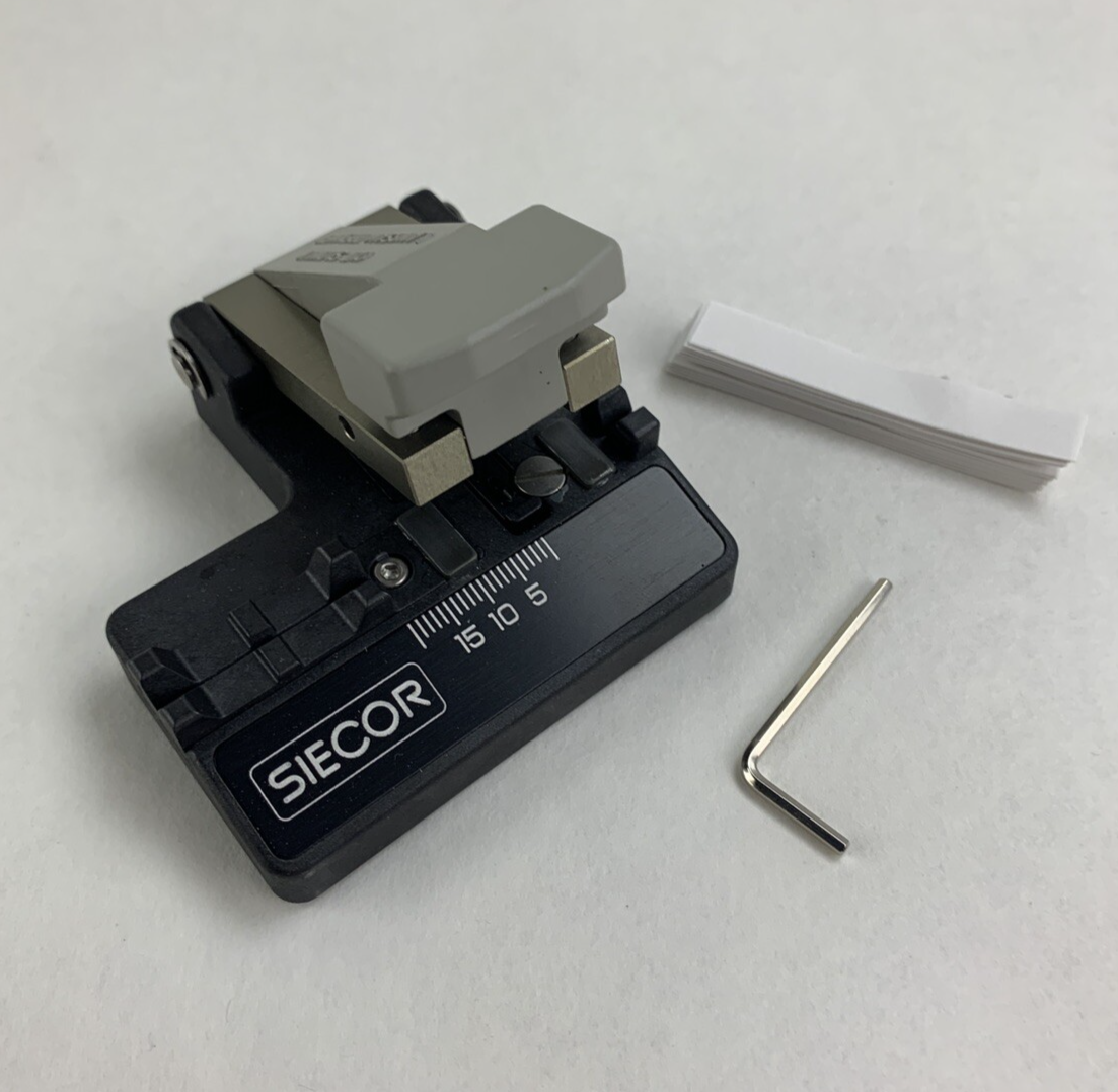 Siecor FBC-006 Corning Cable Systems  High-Precision Fiber Cutter Cleaver