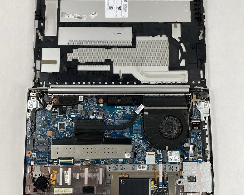 HP EliteBook 850 G8 15.6" i5-1145G7 2.60 GHz 16 GB RAM No SSD/OS/AC/Batt - Hinge