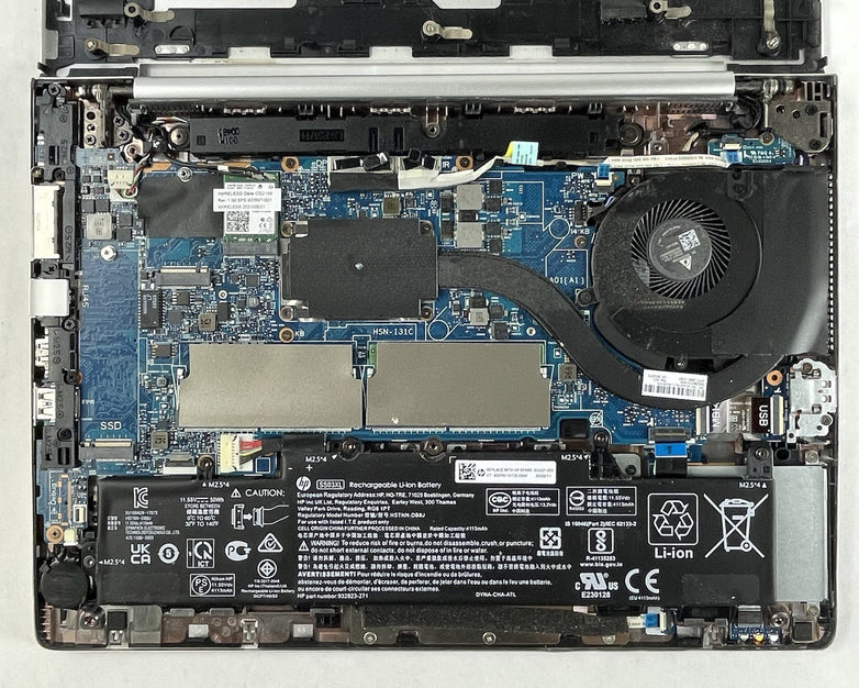 HP mt45 14" Ryzen 3 Pro 3300U 2.10 GHz 4 GB RAM No SSD/OS/AC - Bad DIMM