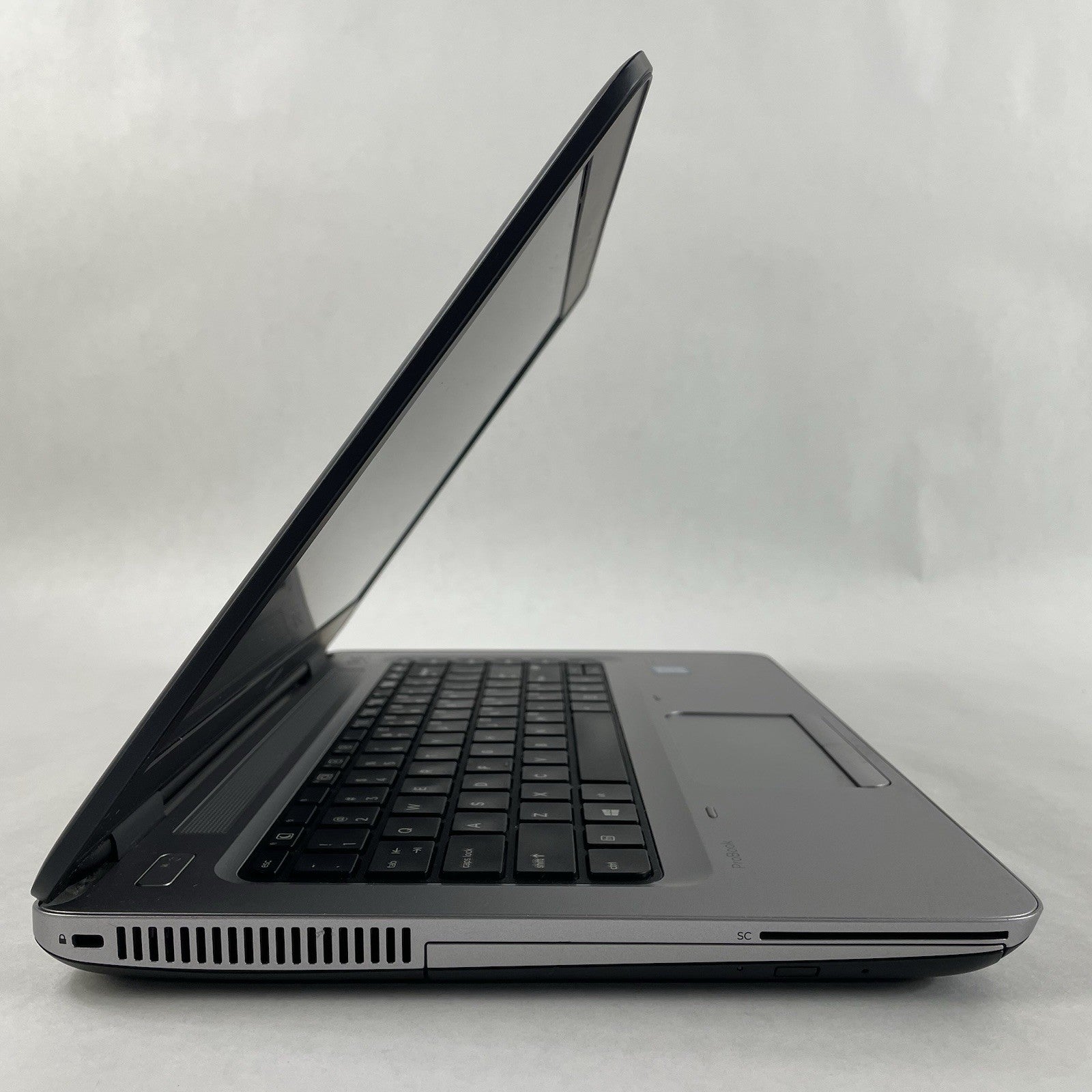 HP ProBook 640 G3 14" i5-7200U 2.50 GHz 8 GB RAM No SSD/OS/AC/Battery3