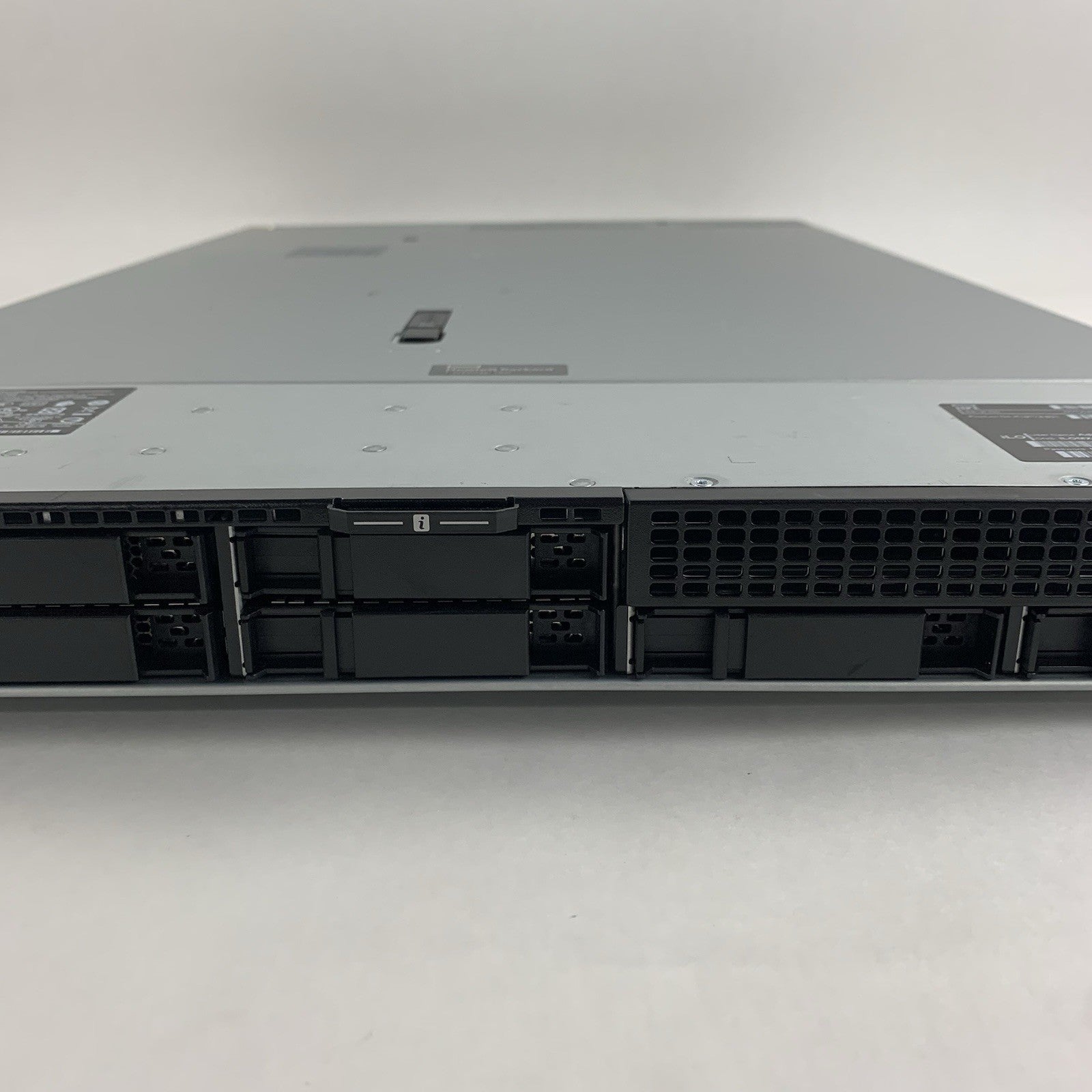 HP Proliant DL360 Gen10 Server 1x Silver 4208 2.1 GHz 16 GB Ram No OS No HDD3