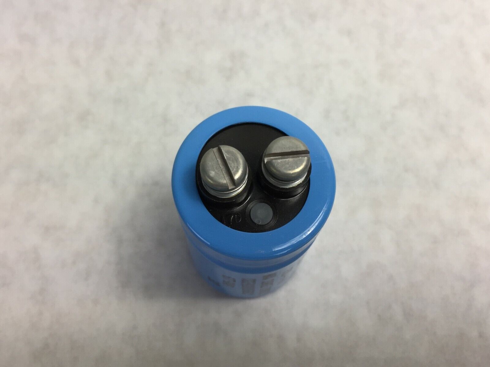 Mallory 8900MFD 16VDC Capacitor CGS892U016R2C 677-9049