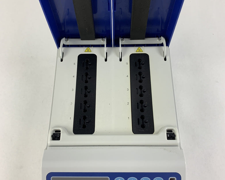 Meridian 610172 Illumipro 10 Microplate Reader w/ Manual