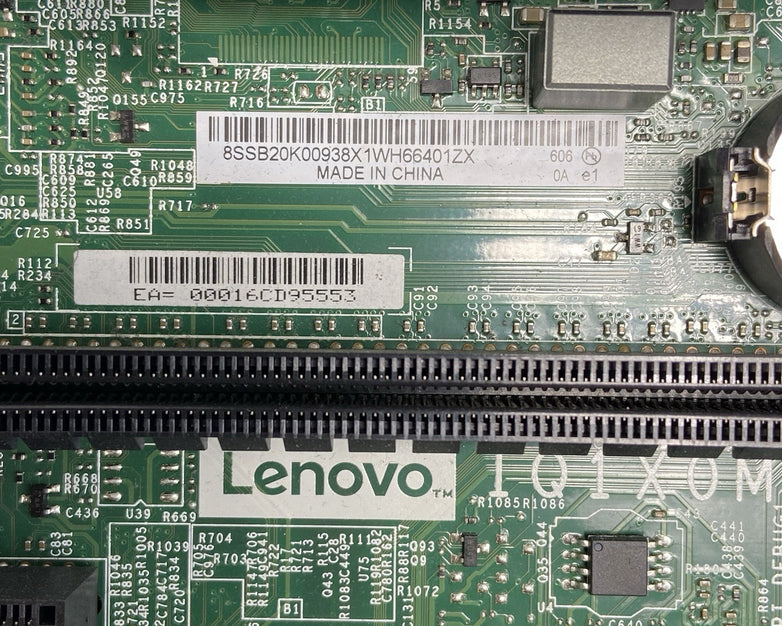 Lenovo ThinkCentre M900 SFF Intel Core i5-6500 3.2GHz 8GB RAM No HDD No OS
