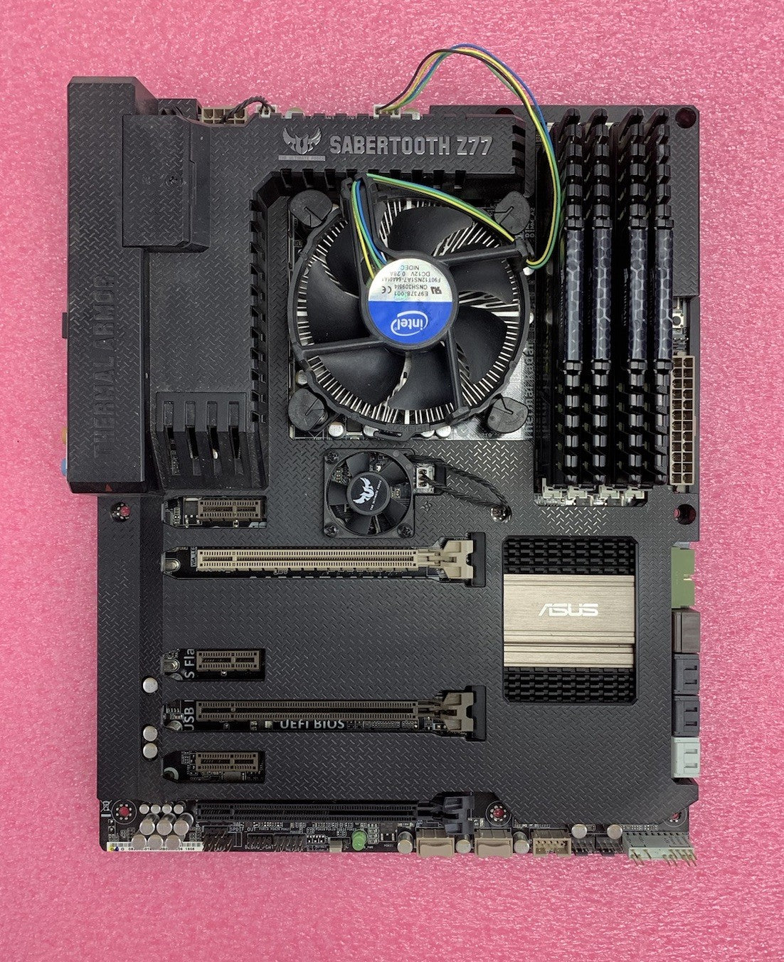 Asus Sabertooth Z77 Motherboard Intel i7-3770 3.4GHz 16GB RAM w/ Shield