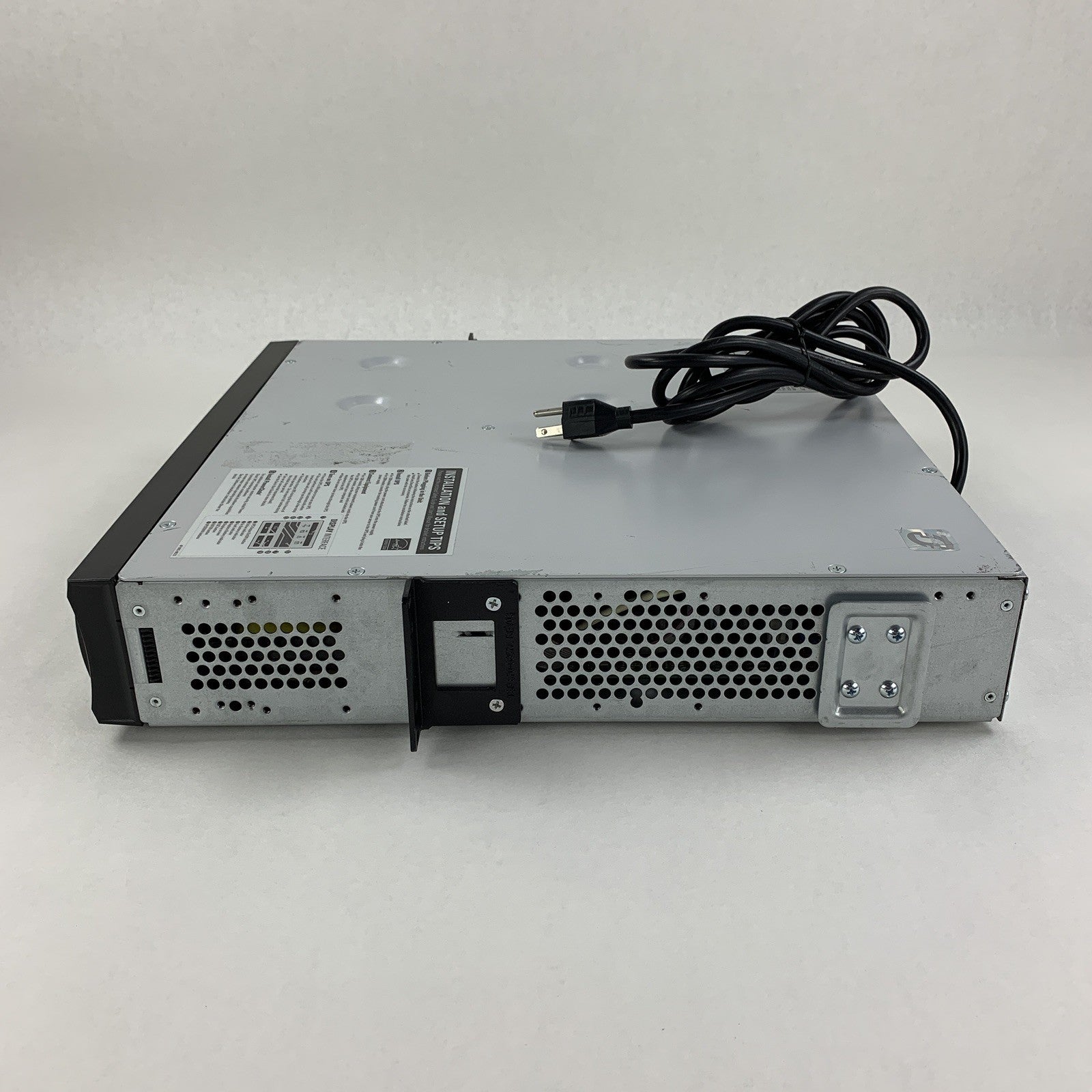 APC SmartUPS SMT1500RM2U 2U Rack Mount Tested w/ Network Card No Battery