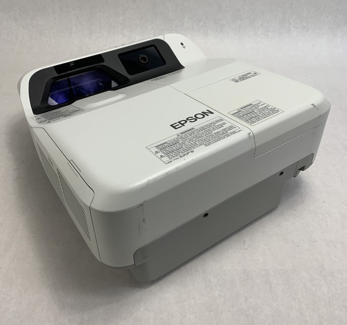 Epson PowerLite 695Wi H740A LCD Lamp Projector 883 Lamp Hours - No Remote0
