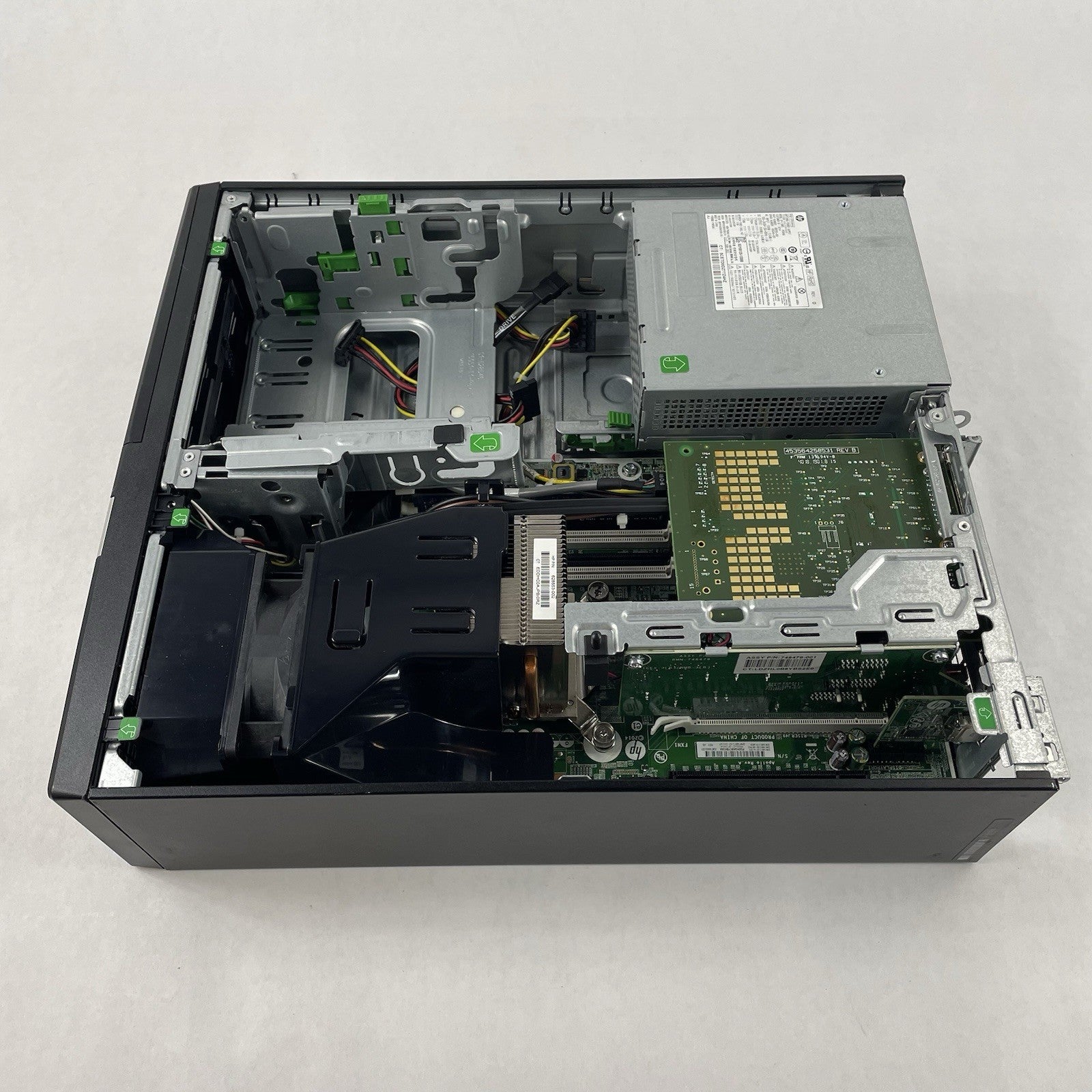 HP RP5 5810 DT i5-4570S 2.90 GHz 4 GB RAM No HDD/OS - Missing Side Panel6