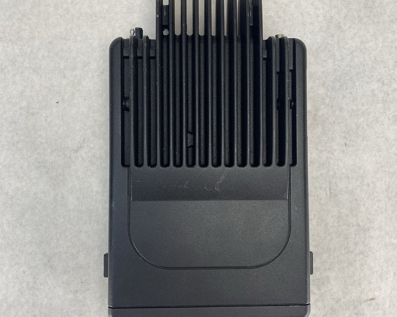 Motorola M01HX+427W M01KLM9PW6AN Radio Base Unit Untested