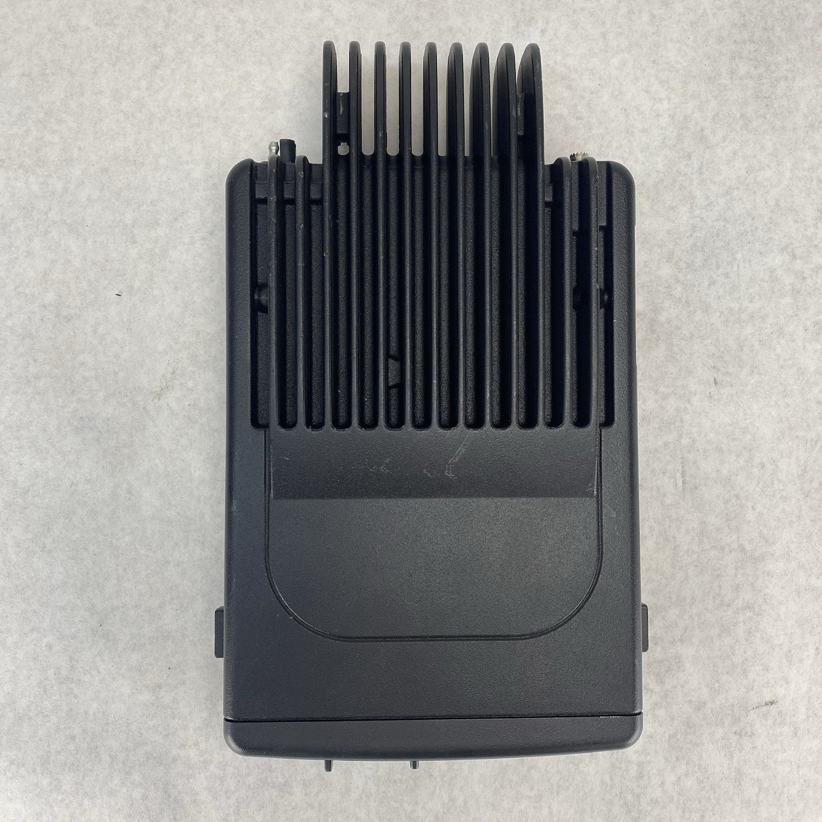 Motorola M01HX+427W M01KLM9PW6AN Radio Base Unit Untested